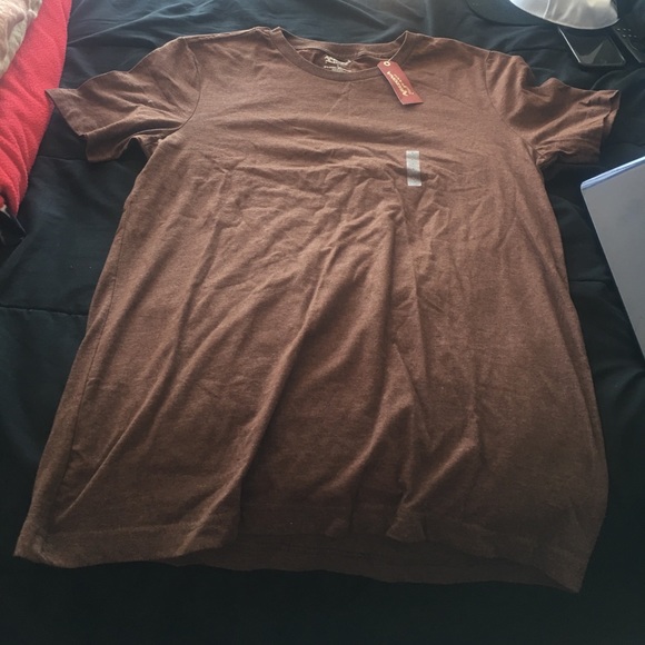 Men’s casual tshirt - Picture 1 of 3